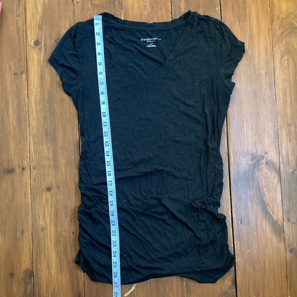 5️⃣ for 2️⃣5️⃣ | Liz Lange Maternity | Top | S - Picture 8 of 8